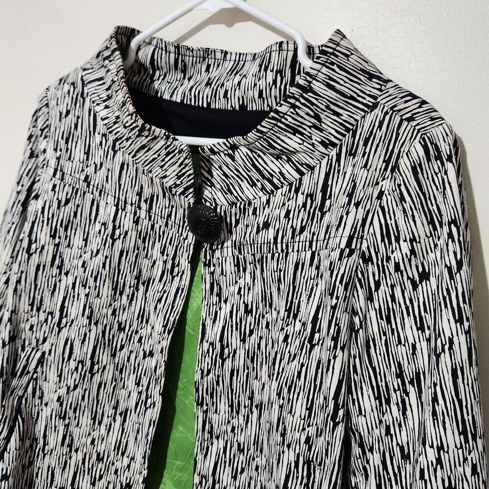 Anthrocite Blazer Size 10 White And Black Lined Green One Front Button. - Picture 2 of 12
